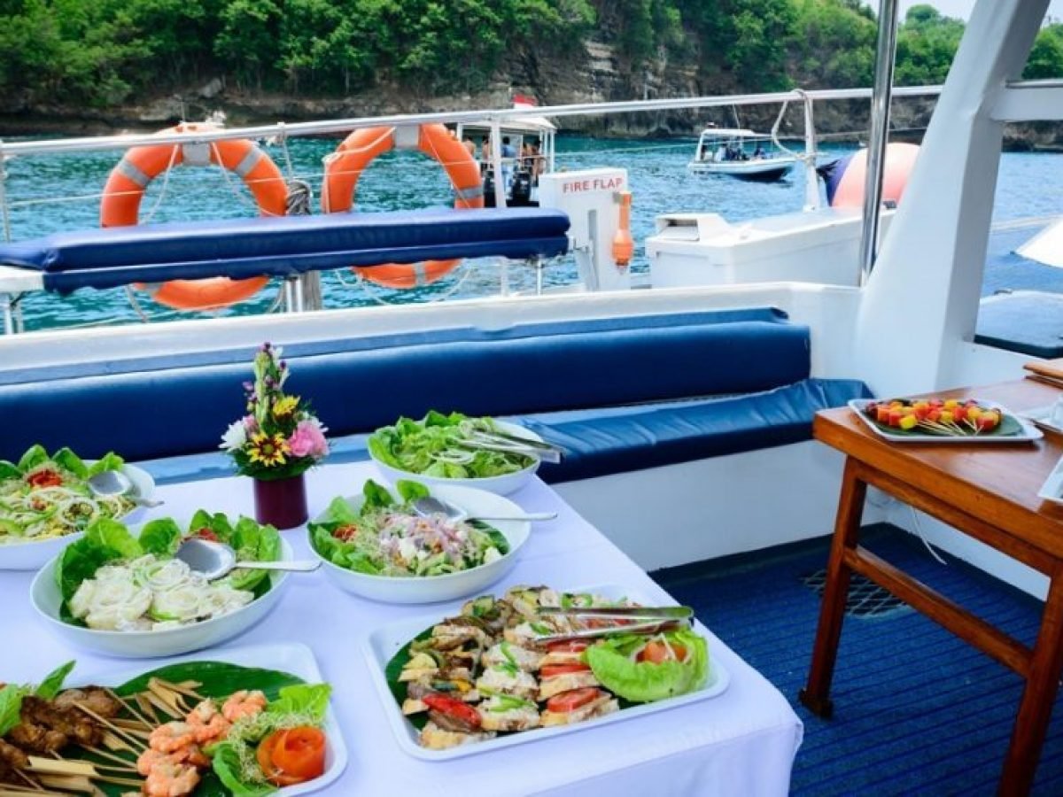Aristocat Catamaran Bali