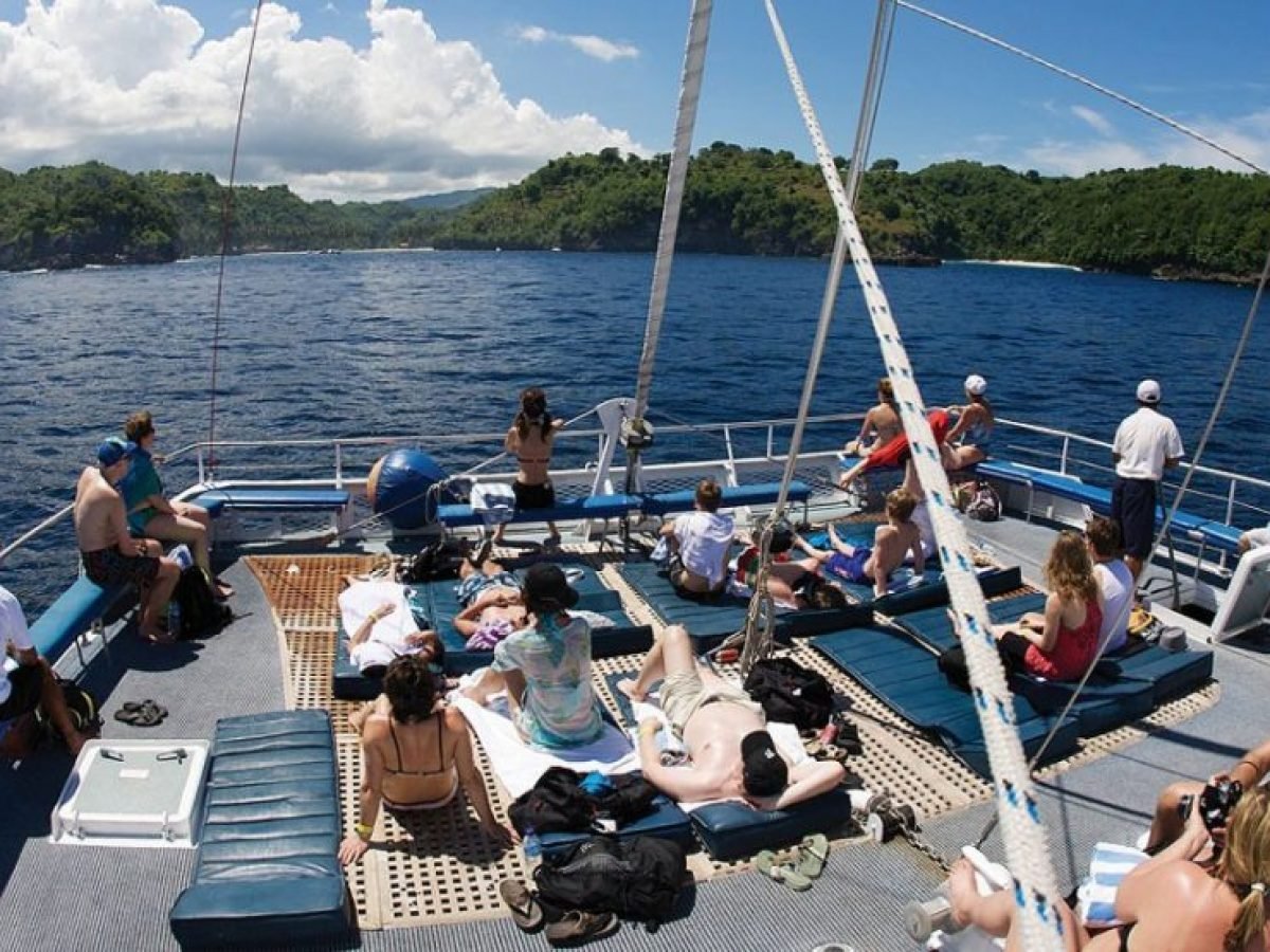 Aristocat Catamaran Bali