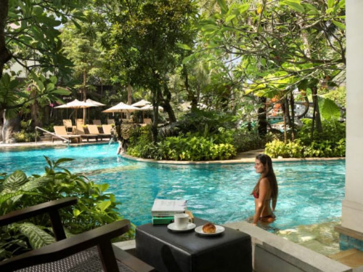Swimming pool at Bali Padma Hotel