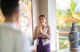 Receptionist by Luxury Bali Travel