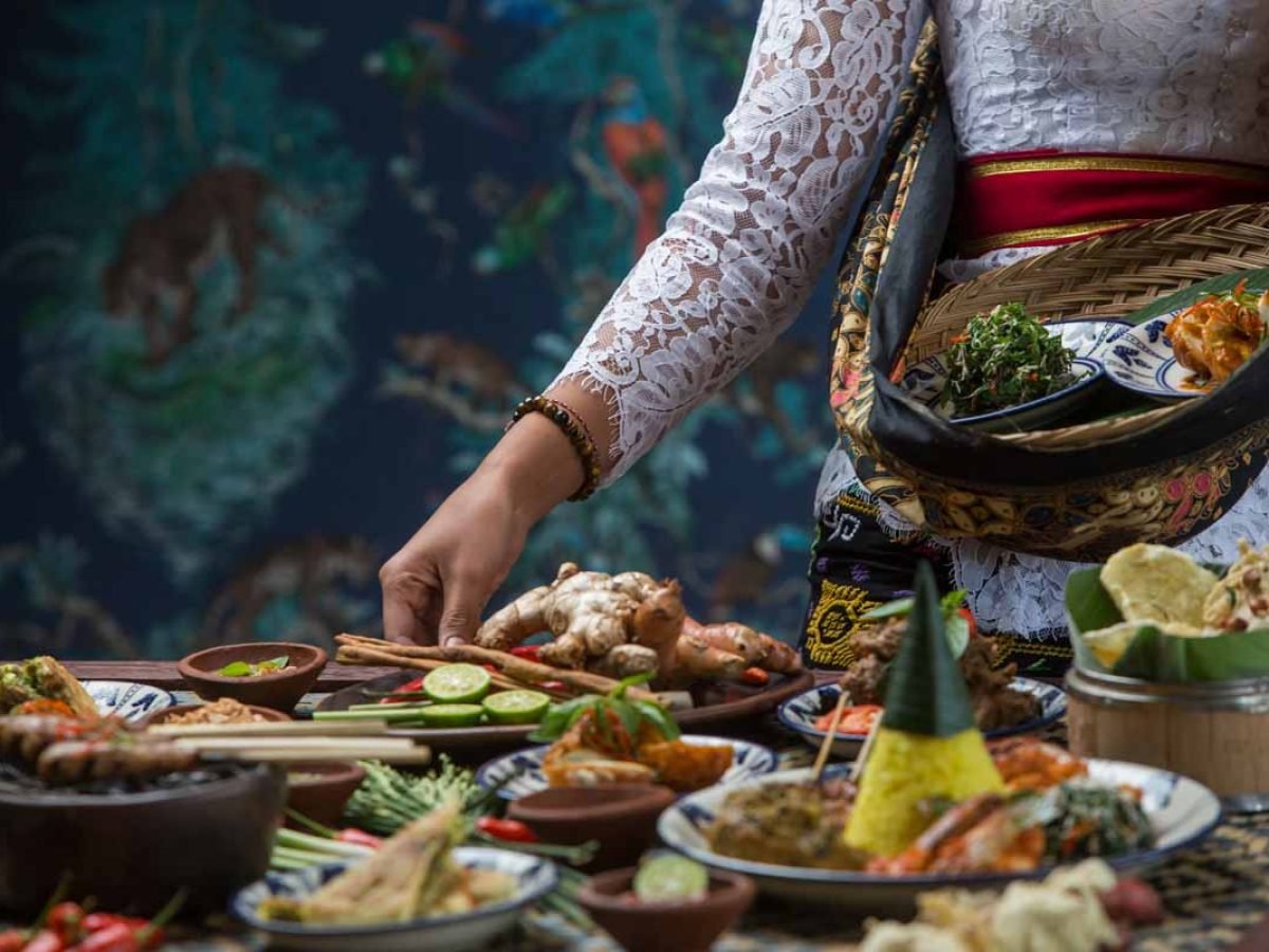 Balinese cooking class serving dishes - Luxury Bali Tours and Travel