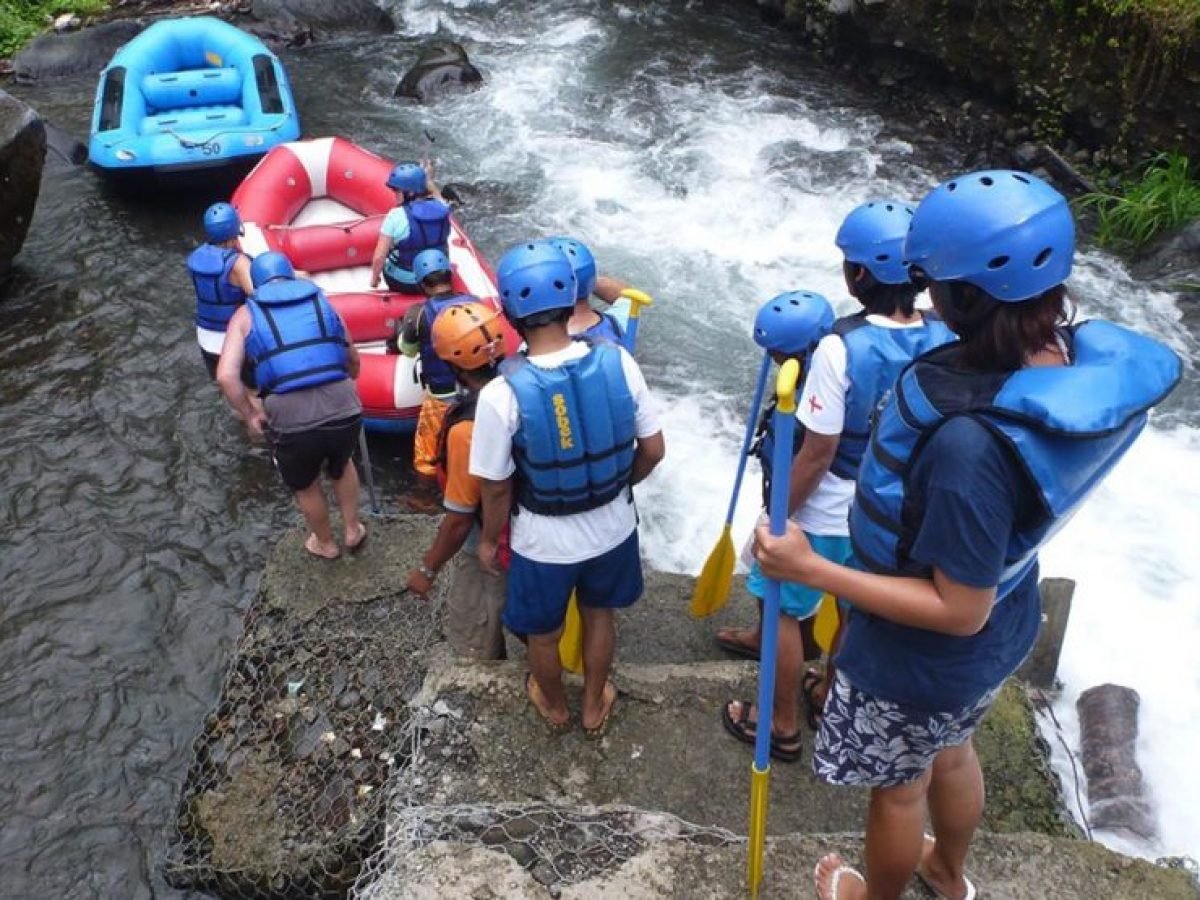 Telaga Waja Water Rafting