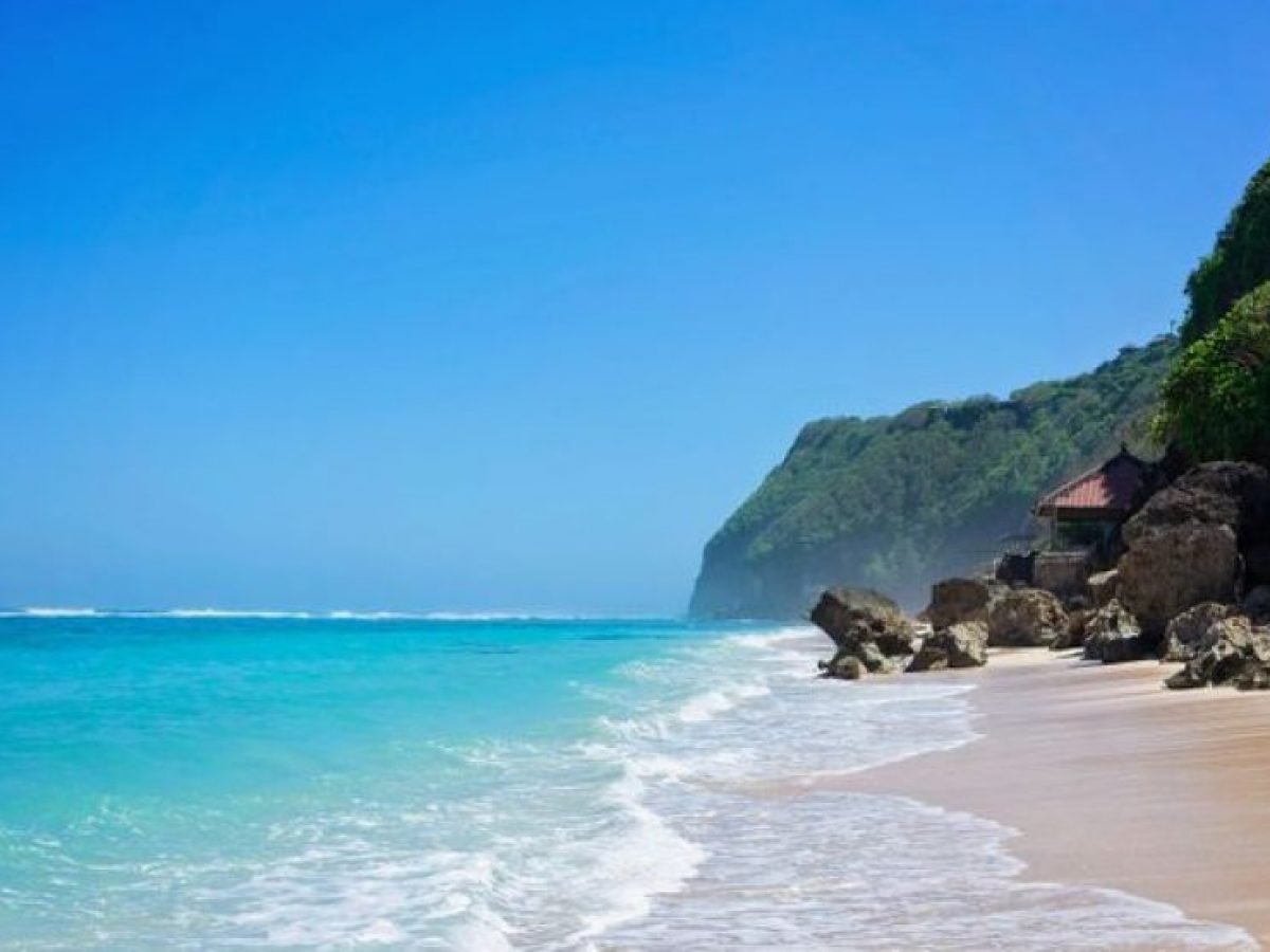Melasti Beach Bali-Luxury Bali Travel