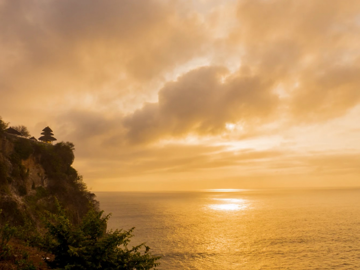 uluwatu temple