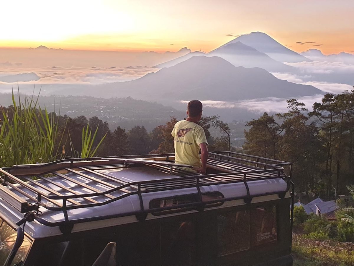 Bali Sunrise Land Rover Adventure (B, L)