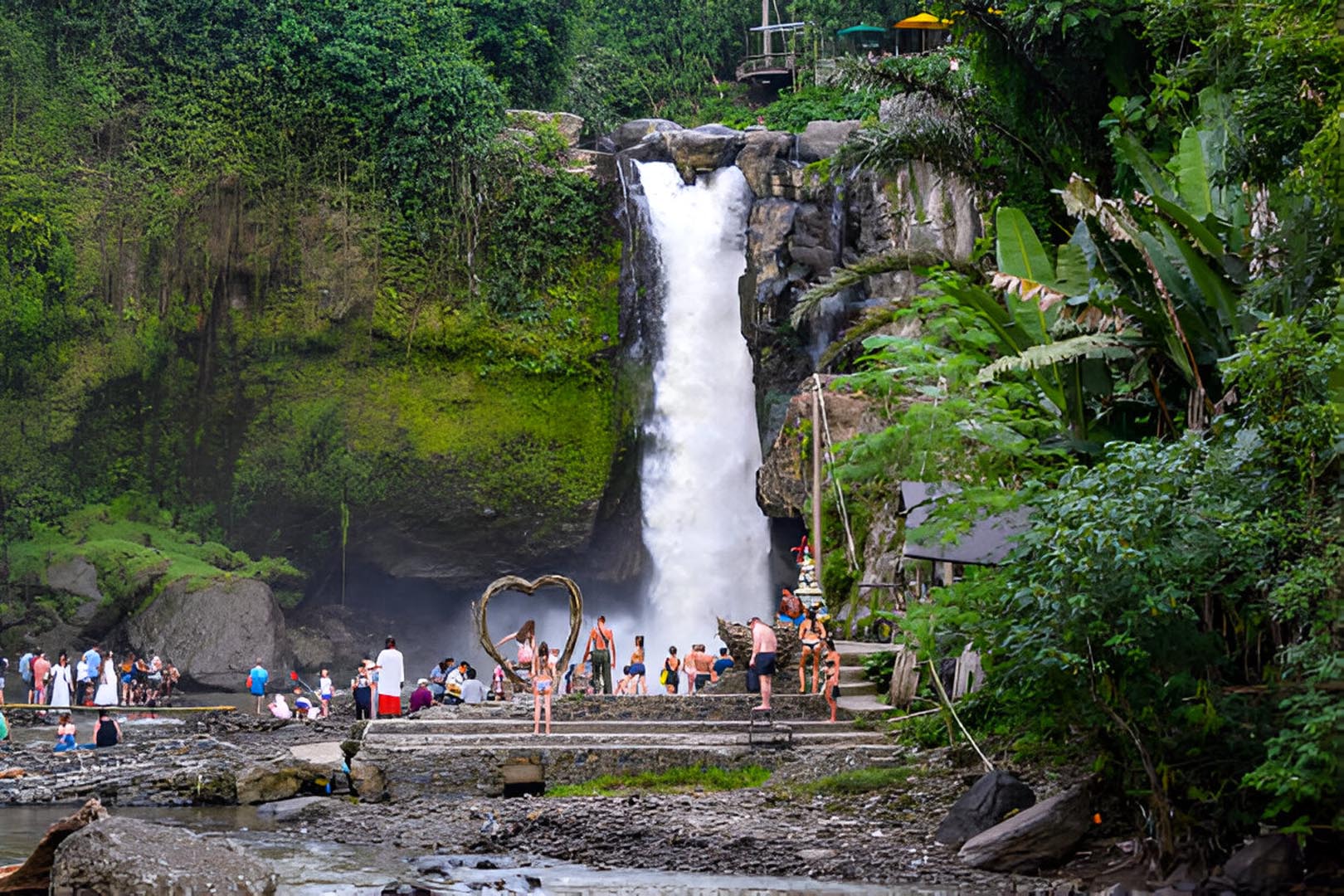 Tegenungan Waterfall