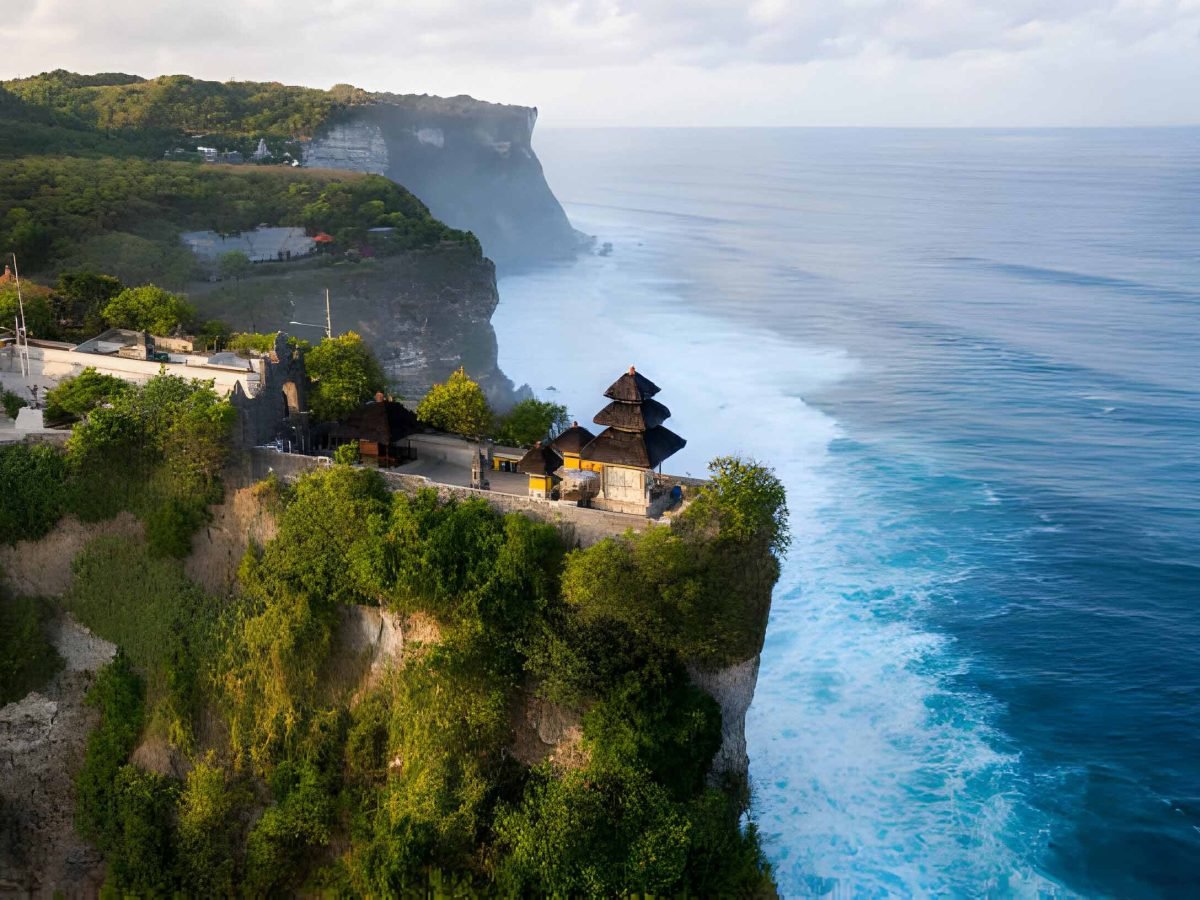 Unveiling the Mystique of Uluwatu Temple