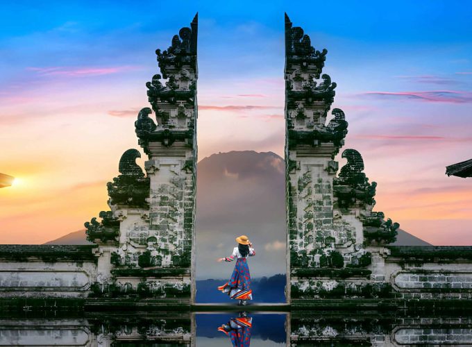 Luxury Bali Tours and Travel - Lempuyang gate of heaven