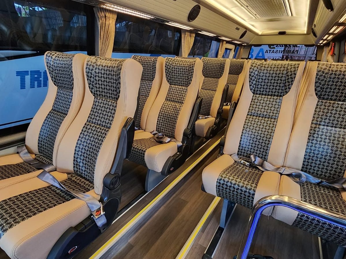 Large Bus Mercedes-Benz