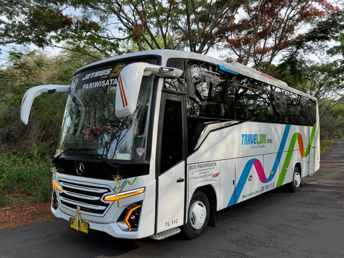 Luxury Bus Mercedes-Benz